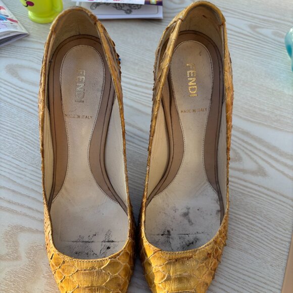 Fendi Vintage Yellow/Brown Snakeskin Heels - Picture 6 of 9